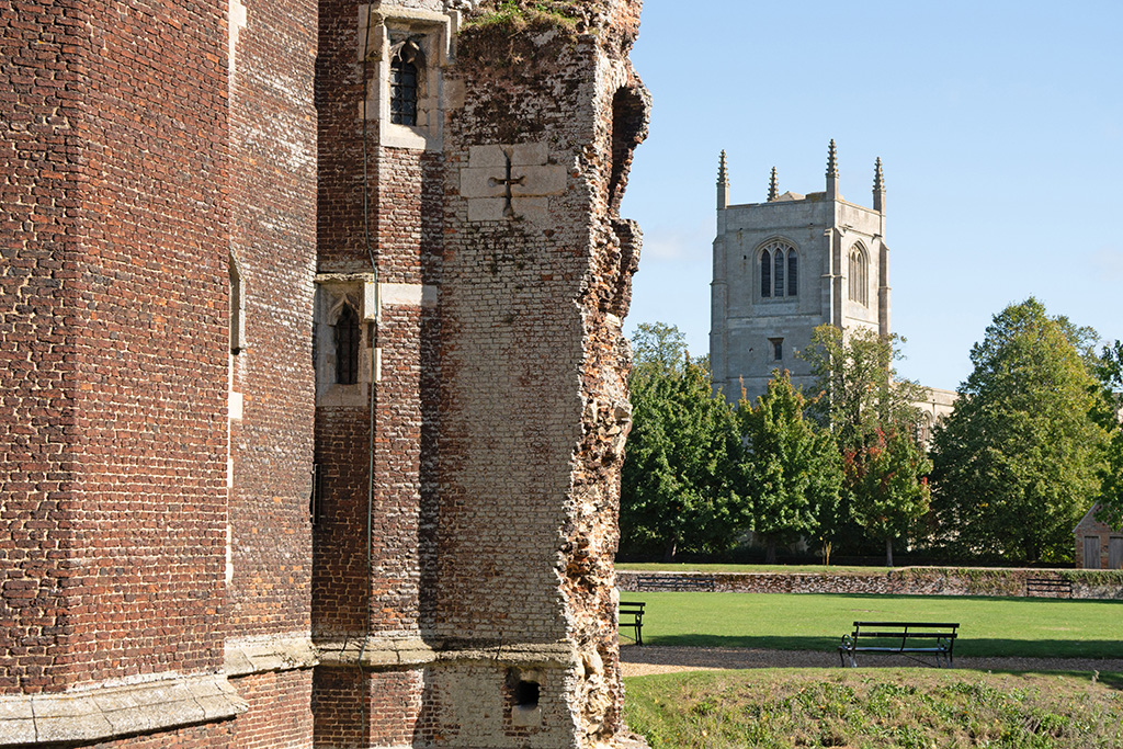 tattershall castle 02